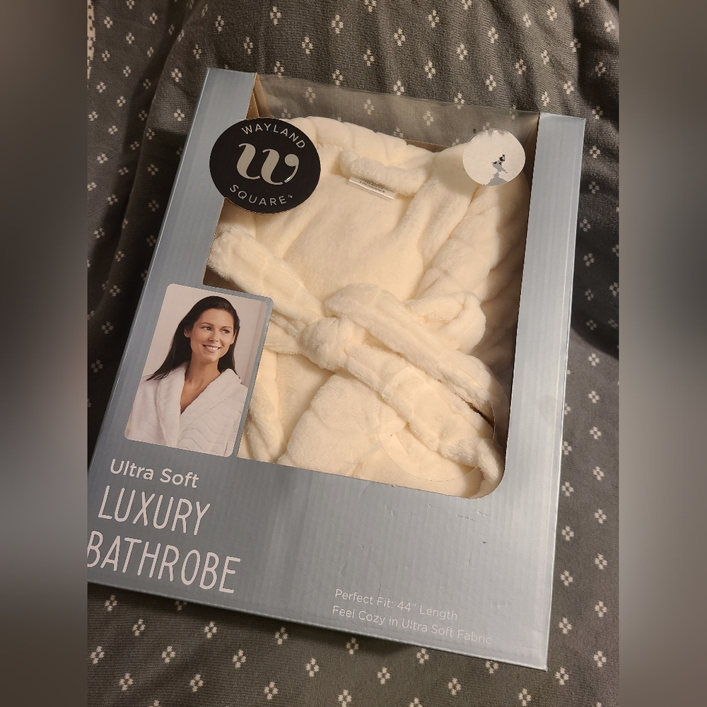 Ultra Soft Luxury Bath Robe